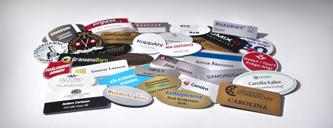 Namnbrickor & namnskyltar med tryck