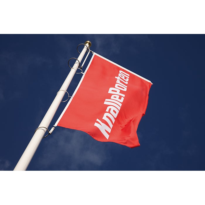 Flagga 150x300 cm stående – 1 färg screentryckt