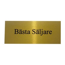 Graverad skylt max 10 cm² – Aluminium Guld, 1–3 rader Text till Pokal, Lasergravyr