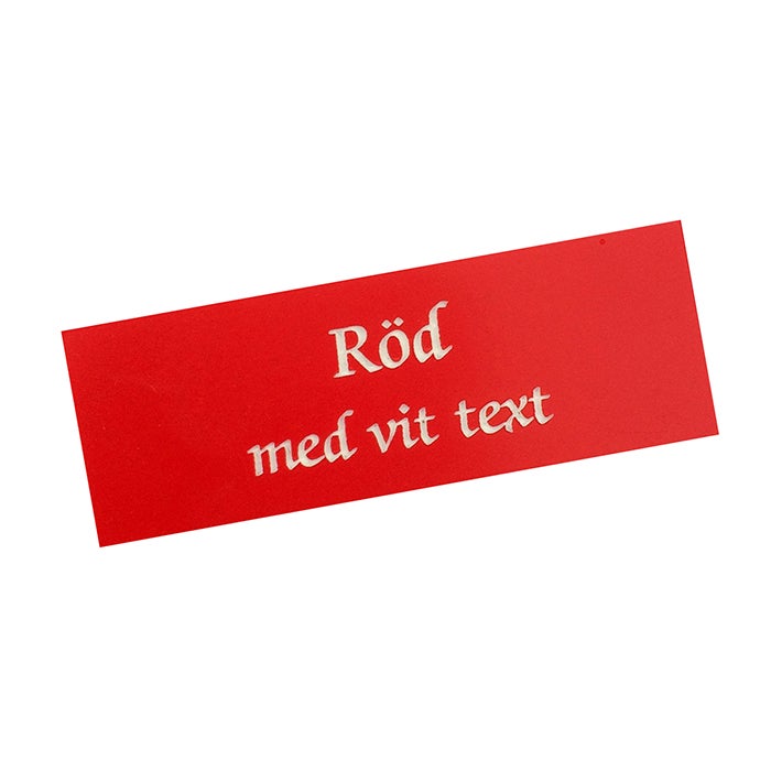 Plast Special Lasergraverad röd/vitt text Namnbricka