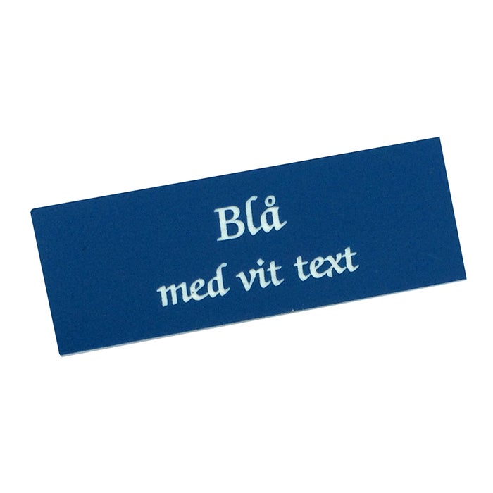 Plast Special Lasergraverad blå(safir)/vitt text Namnbricka