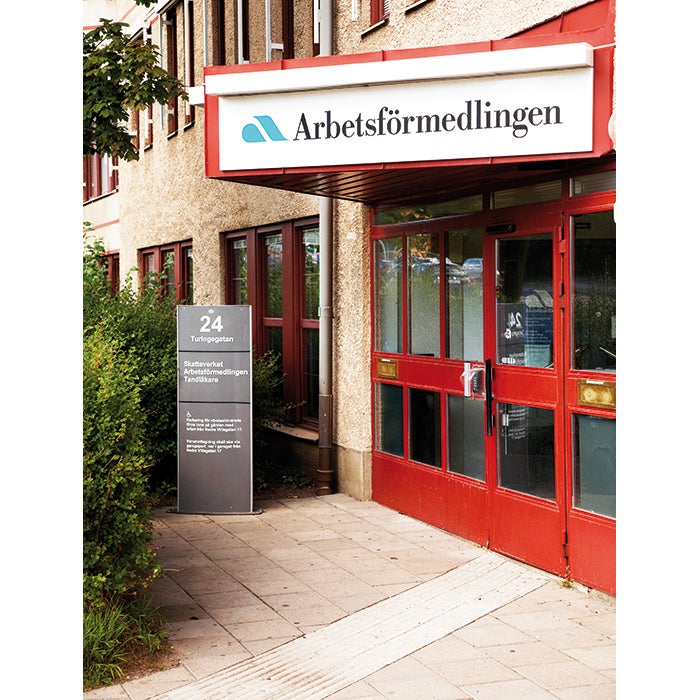 Aluminiumskylt 2400x575 mm – Konvex, Kantbockad