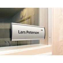 Skylt 210x52 mm – Konvex, Utan text