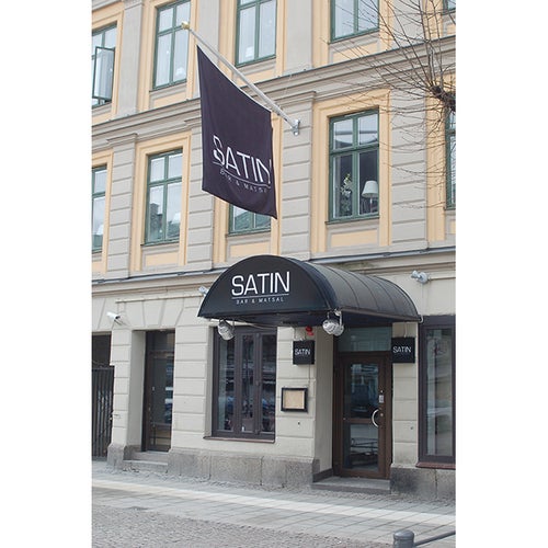 Fasadflagga 150x240 cm – Digitaltryck